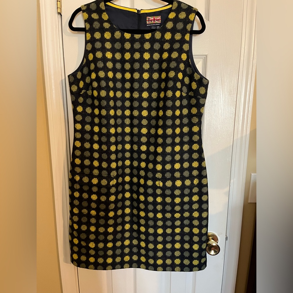 Stylish Boden Tweed Black and Yellow Polka Dot Dress